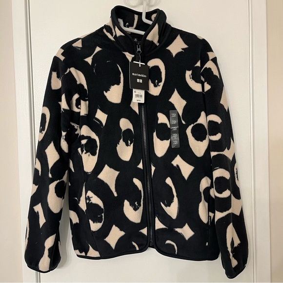 UNIQLO x Marimekko Fleece Printed Full-Zip Jacket (Tawny Owl) - Picture 2 of 7